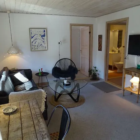 Fin Med Lukket Have Apartment Skagen
