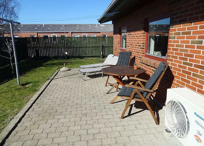 Apartment Fin Med Lukket Have Skagen