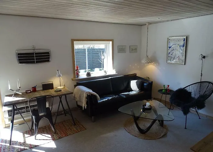 Apartment Fin Med Lukket Have Skagen